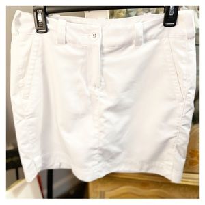 Nike Women's Dri-FIT UV Victory 17” Golf Skirt- Size 4